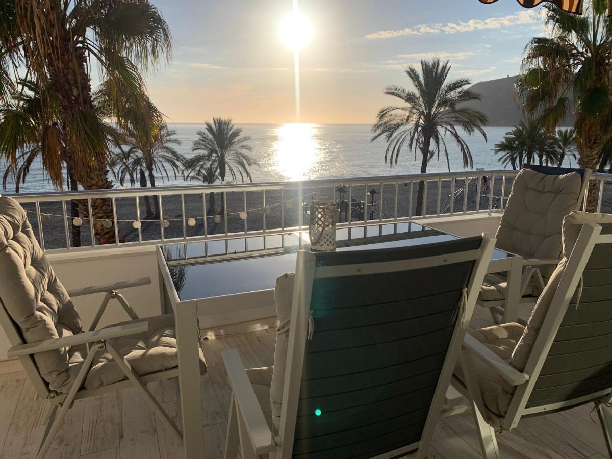 La Herradura Junto Al Mar Екстер'єр фото
